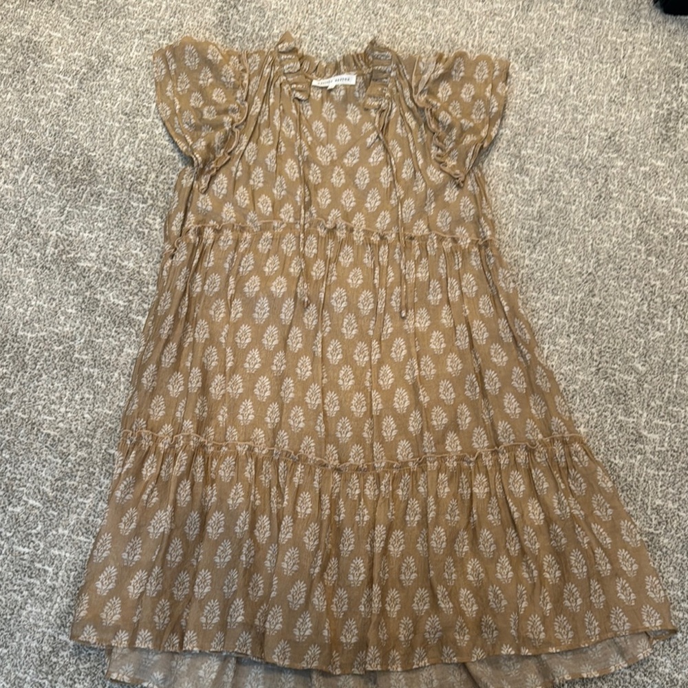 Melissa Nepton Short-Sleeve Dress in Tan Leaf Print